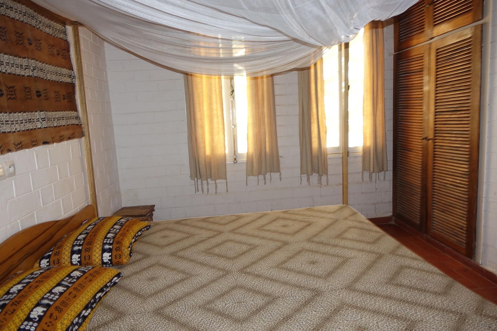 Keur Marrakis Hotel M'Bour Luaran gambar