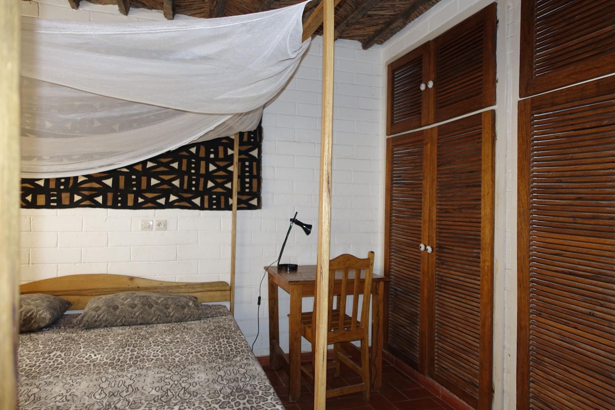 Keur Marrakis Hotel M'Bour Luaran gambar